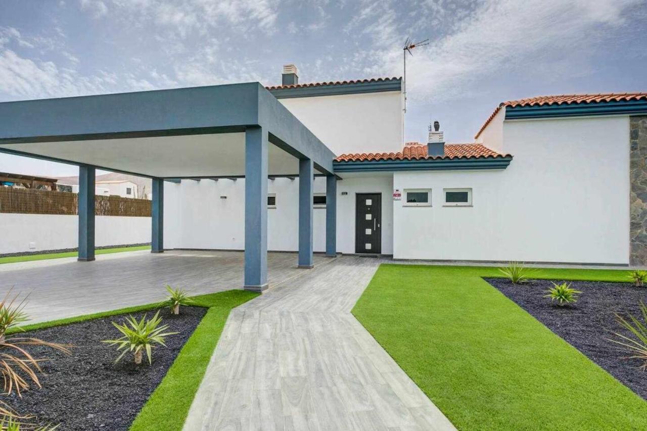 La Oliva Dreams Luxury Villa Exterior photo